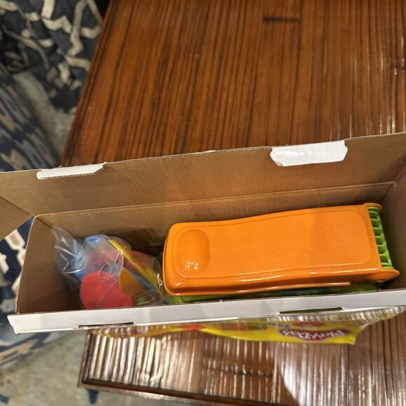 New Sesame Street Play-Doh Shape ‘n Play Friends Elmo Cookie Monster Walmart Exc - Picture 7 of 7